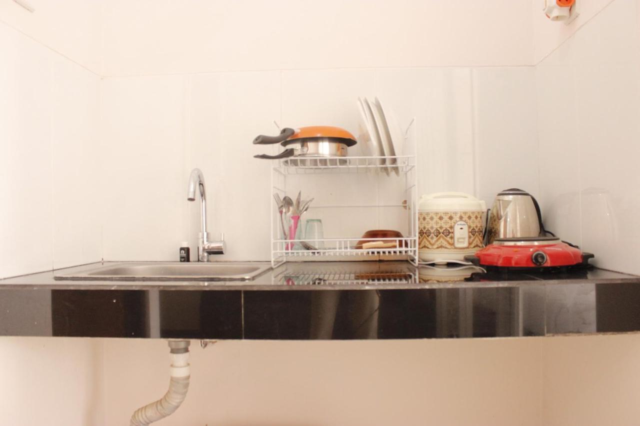 Relaxing 1br Gateway Pasteur Near Exit Toll By Travelio * Bandung